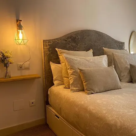 Barcenas 3 Apartment *