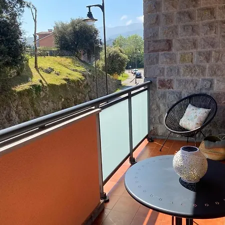 Barcenas 3 アパート